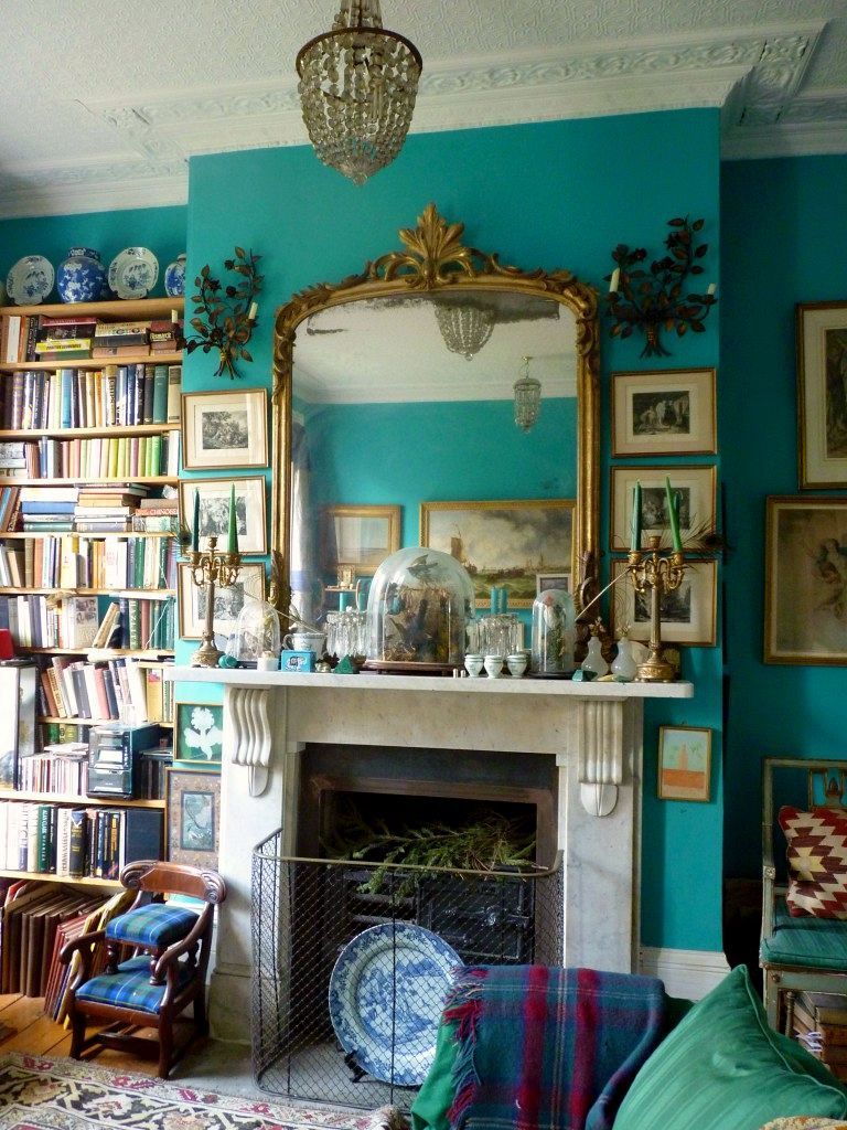 mantel fireplace decor decorating mantels crazy walls turquoise interior fireplaces decorate put quirky things above mirror designs fire british minimal