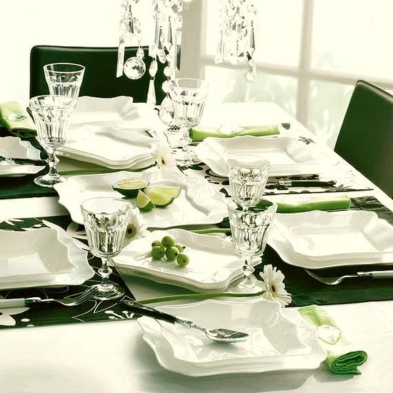 Green White Christmas Table