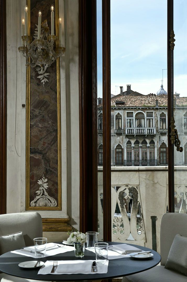 Aman-Canale-Grande-Venice-Amanresorts-yatzer--masculine-interiors-Italy