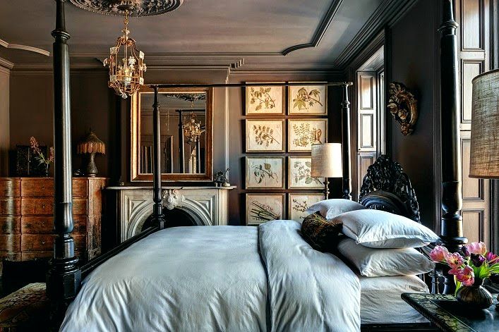 brown-bedroom-painted-ceiling-benjamin-moore-whitall-brown