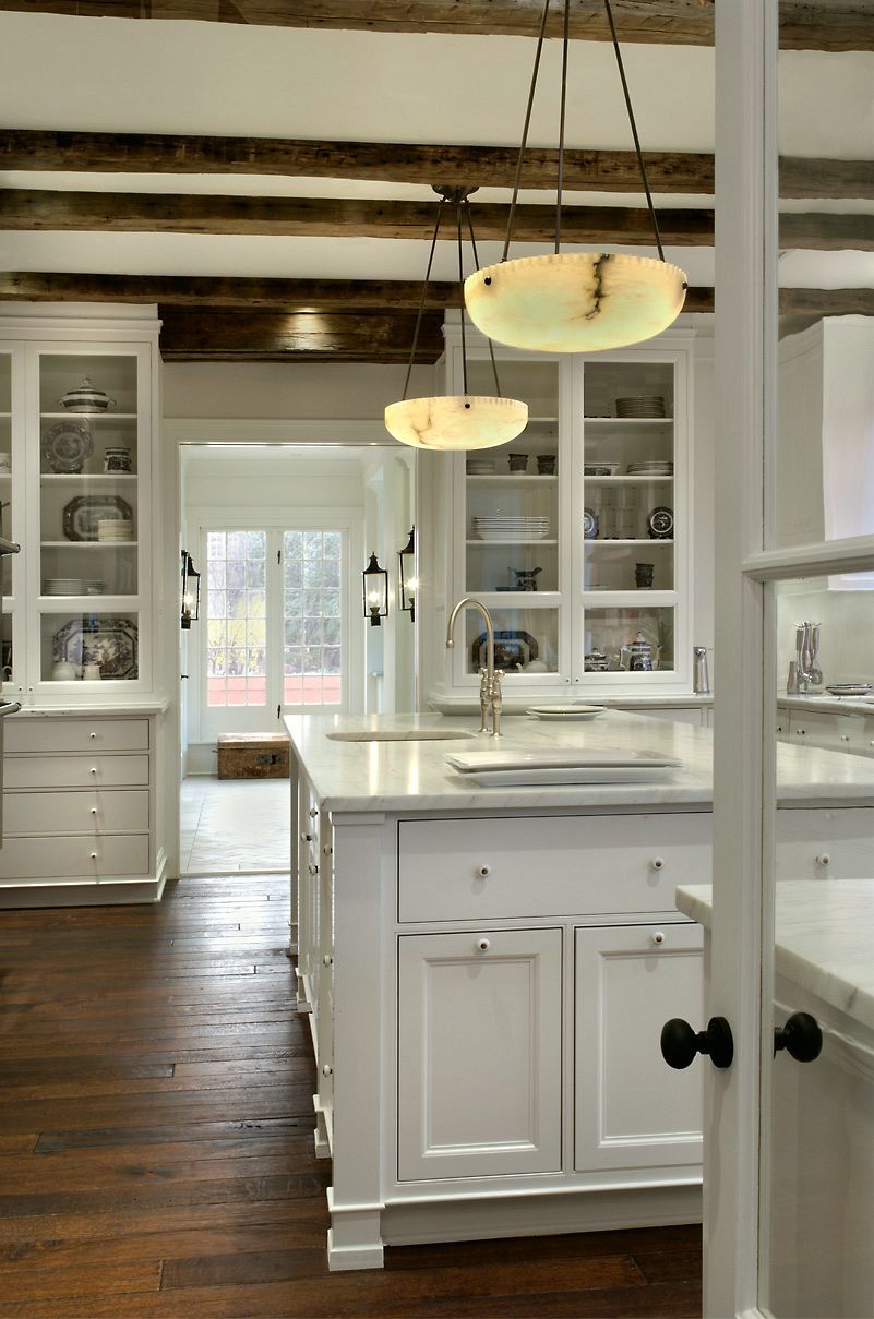 Darryl Carter decorator collaboration Donald Lococo - classical kitchen