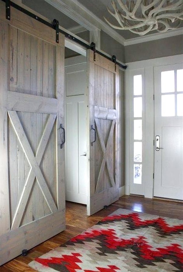 diy-old-doors-and-windows-ugly-barn-door
