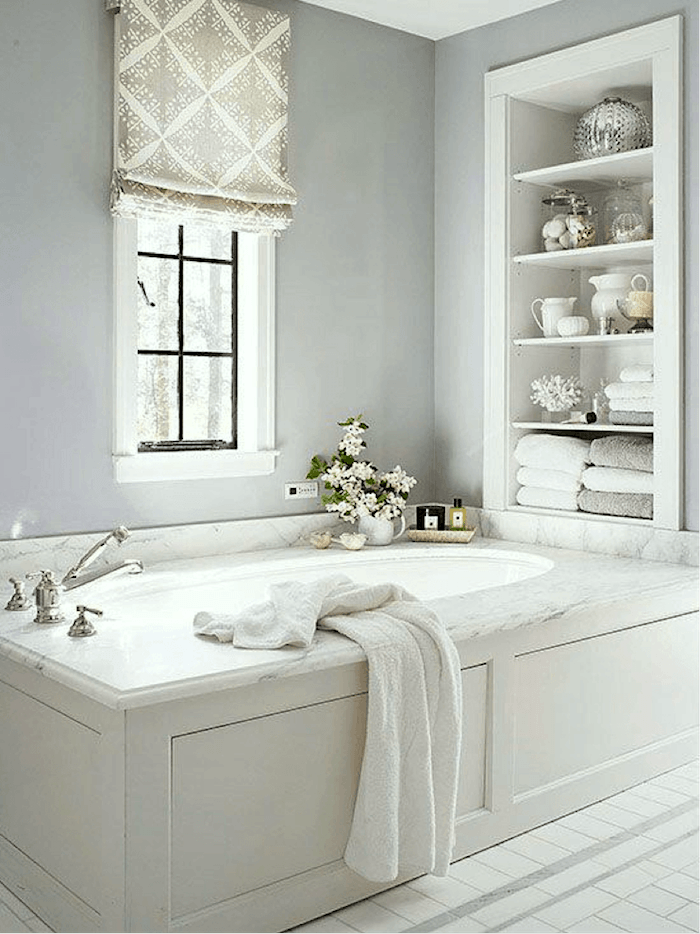 roman-shades-21-bathtub-bathroom