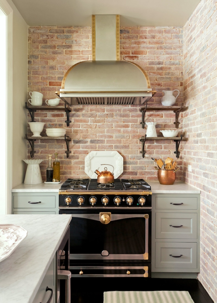 benjamin-moore-sandy-hook-gray-hc-108-emily-gilbert-photo-painted-ceiling-Small-Kitchens_JennyWolf_IMAGE