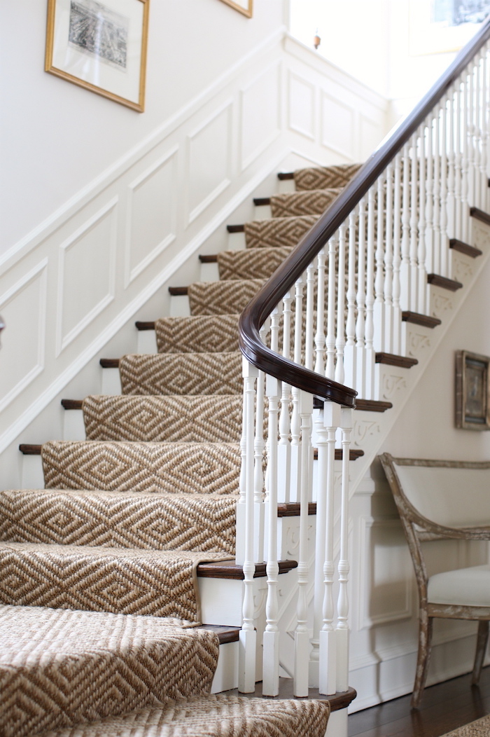 jk-kling-stairs-sisal-rug-runner-white-spindels-traditional-staircase decor