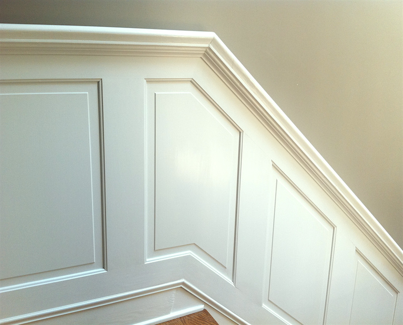 old-town-home-narrow-staircase-wainscoting
