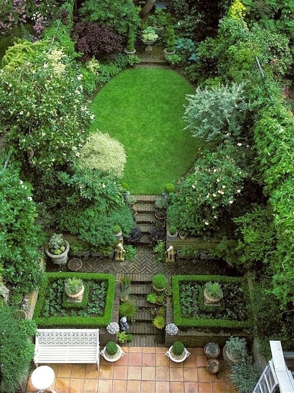 Urban gardens classic English garden, beautifully verdant and balanced.