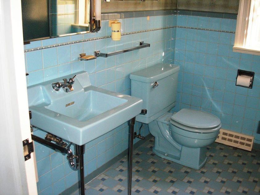 retrorenovation blue 50s bathroom renovation