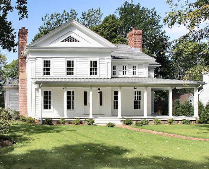 Greek Revival Farmouse. Estas janelas são ideais para qualquer tipo de janela, incluindo persianas.