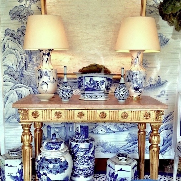 quintessence-blog-mark-d-sikes-for-hollyhock-blue-and-white-christopher-spitzmiller-lamps