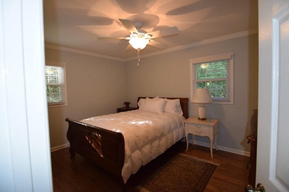 Bedroom with 2 windows sale