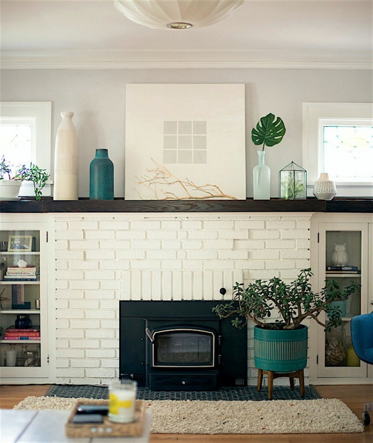 Ugly Brick Fireplace, White Brick Fireplace With Bookshelves