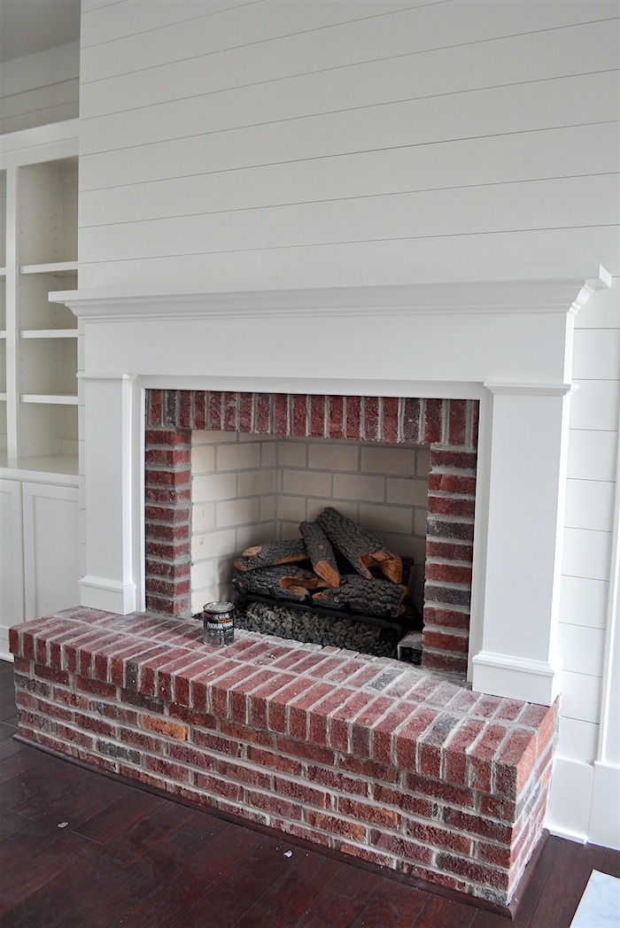Shiplap And Brick Fireplace Mantel, How To Brick A Fireplace Hearth