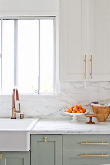 kitchen-by-sarahshermansamuel- farrow and ball wimborne white - pigeon ...