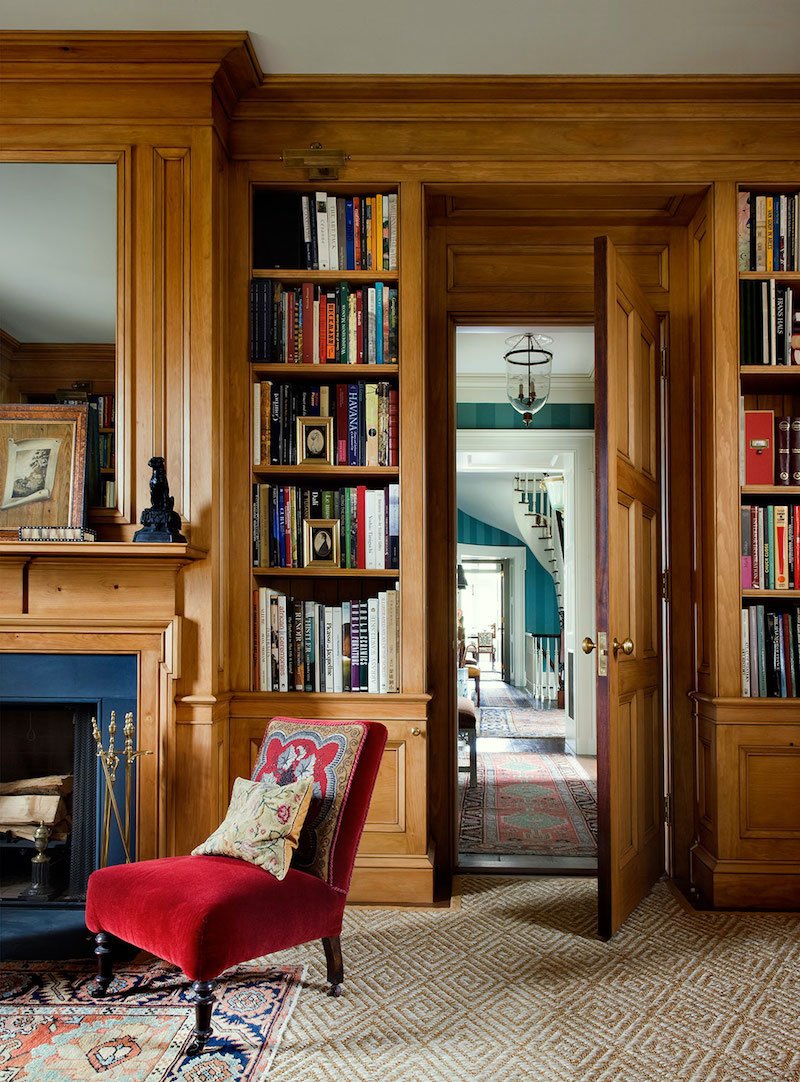 Creating A Chic, Cosy Home Library-Best Colors, Lighting and Furniture ...