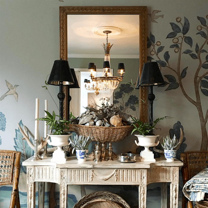Superb decorating by Maura Endres - @m.o.endres on instagram - Love her gorgeous dining room and this stylish vignette