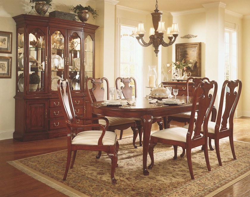 Matched Set Cherry Queen Anne Dining, Queen Anne Dining Room Table Sets