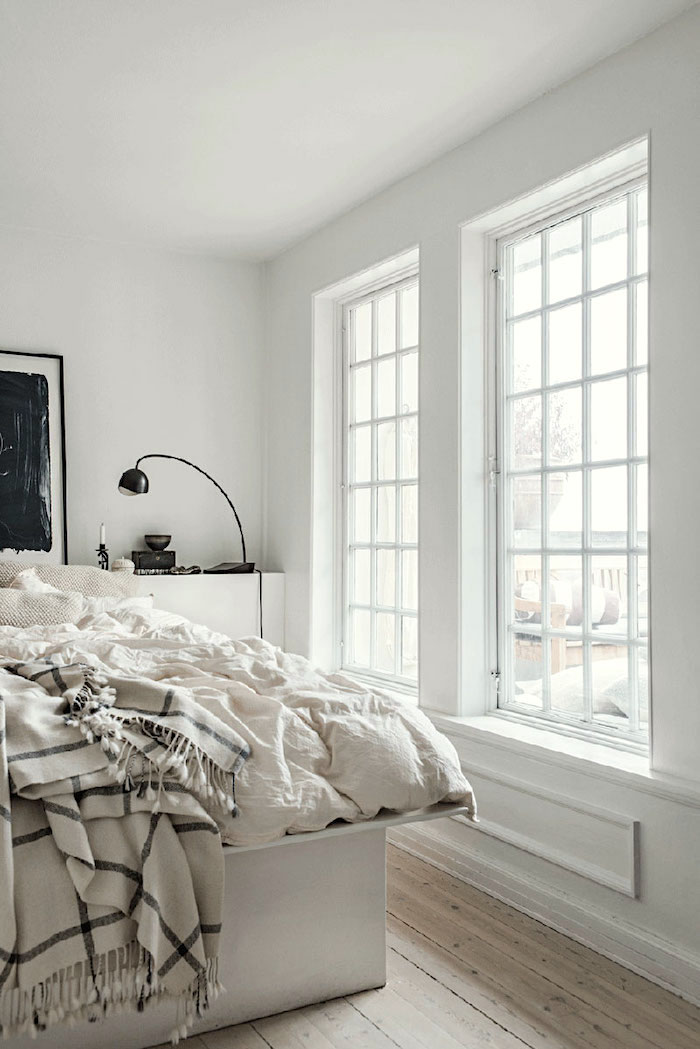 interior window-airy-apartment-in-copenhagen-pufikhomes - not a windowless room
