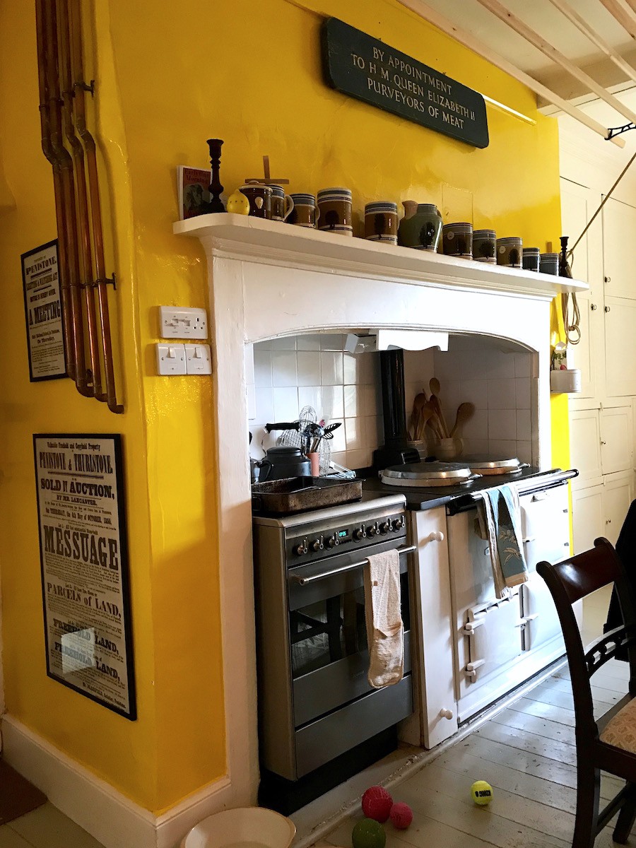 Ben Pentreath - Charlie McCormick - old parsonage kitchen yellow walls range
