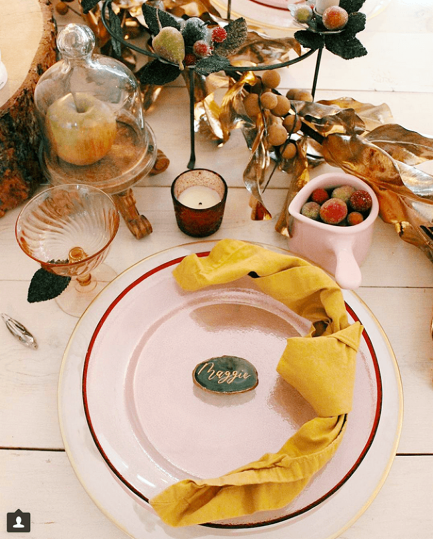interior decorating star Sarah McGee McGizzles - Thanksgiving table