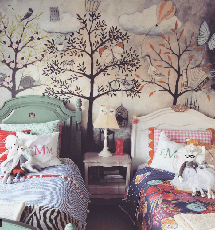 interior decorating star Sarah McGee McGizzles - Daughters' bedroom