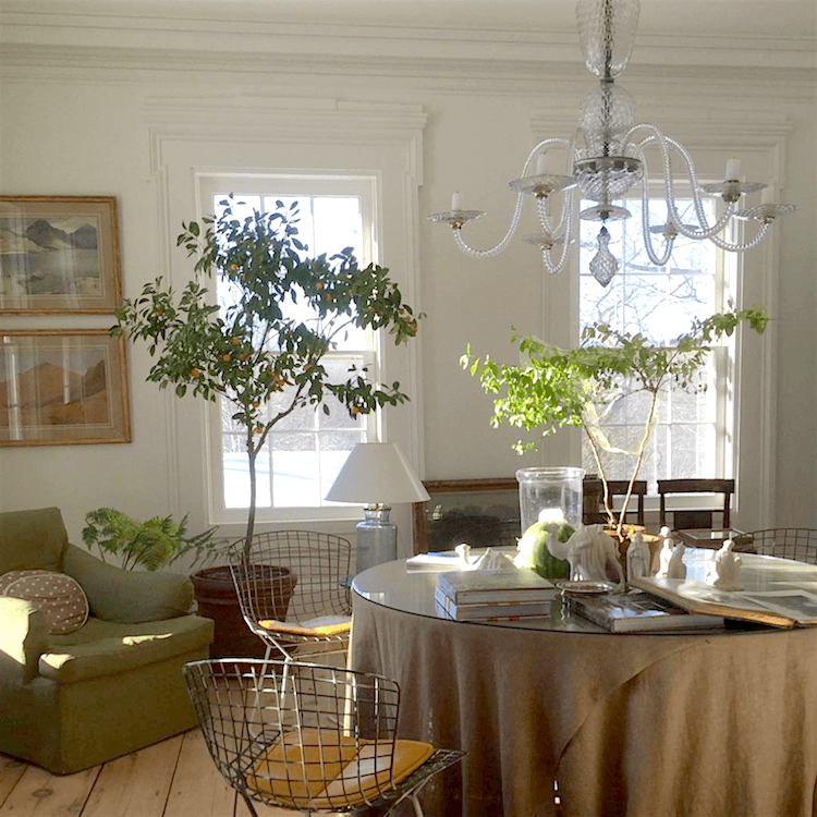 via @geraldblandinc - gorgeous living room