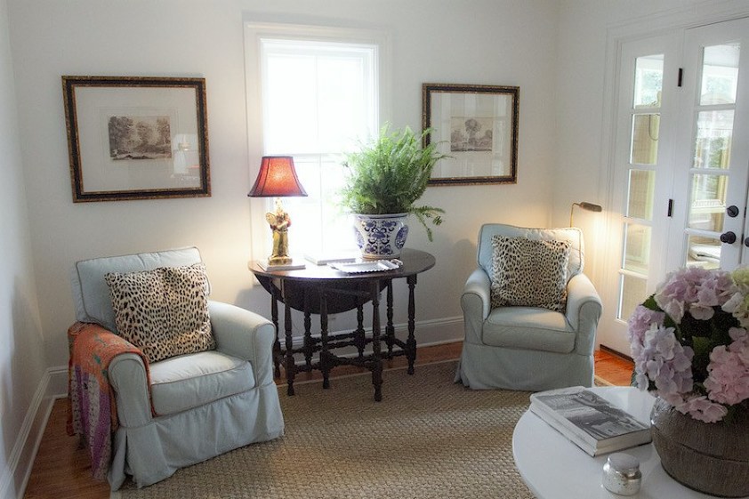 keeping room - old house - makeover - charming sitting room