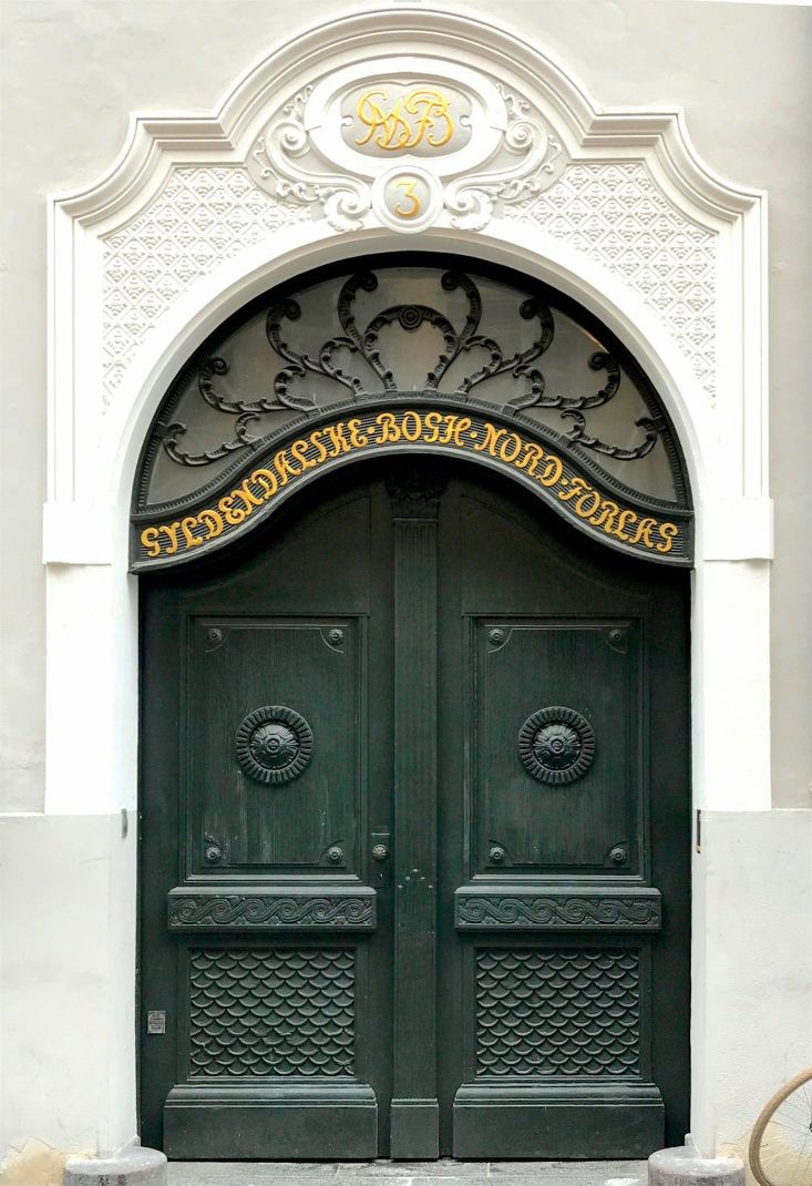 wonderful old door - with transom-Copenhagen design -designtrailcph