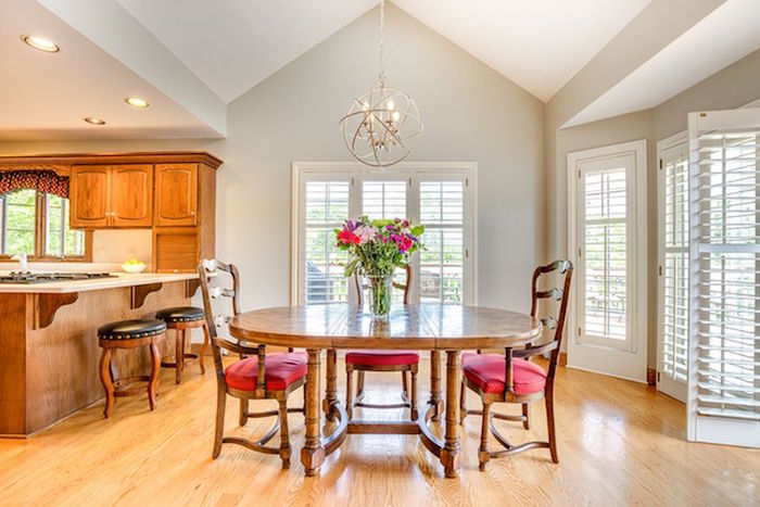 The Perfect Shade Of White Wall Paint For Oak Trim - Laurel Home