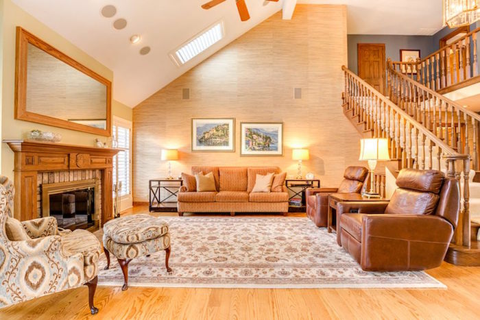 Living Room Vaulted Ceiling Laurel Home