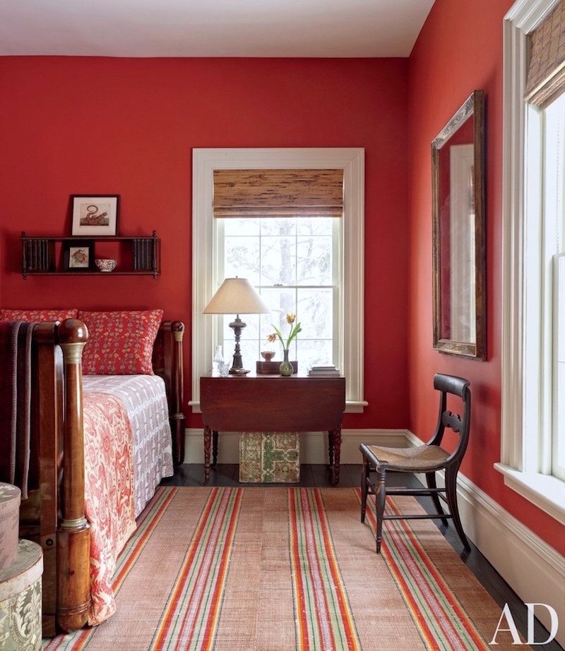 habitación tradicional-hottenroth-joseph-architects-livingston-new-york-photo- Pieter Estersohn - Benjamin Moore Strawberry Red