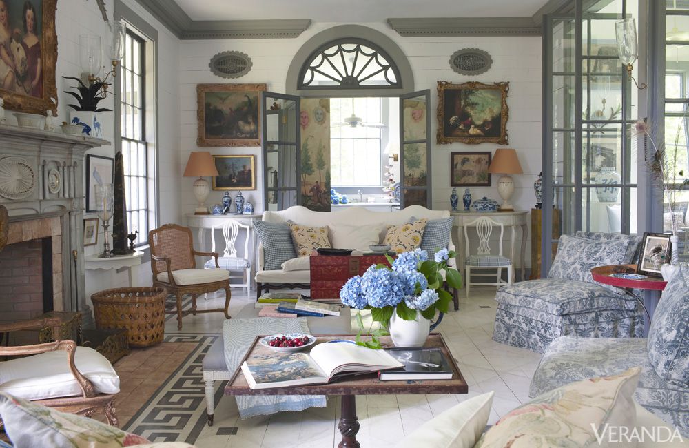 via veranda mag-tea table styling-Furlow-Gatewood-living-room
