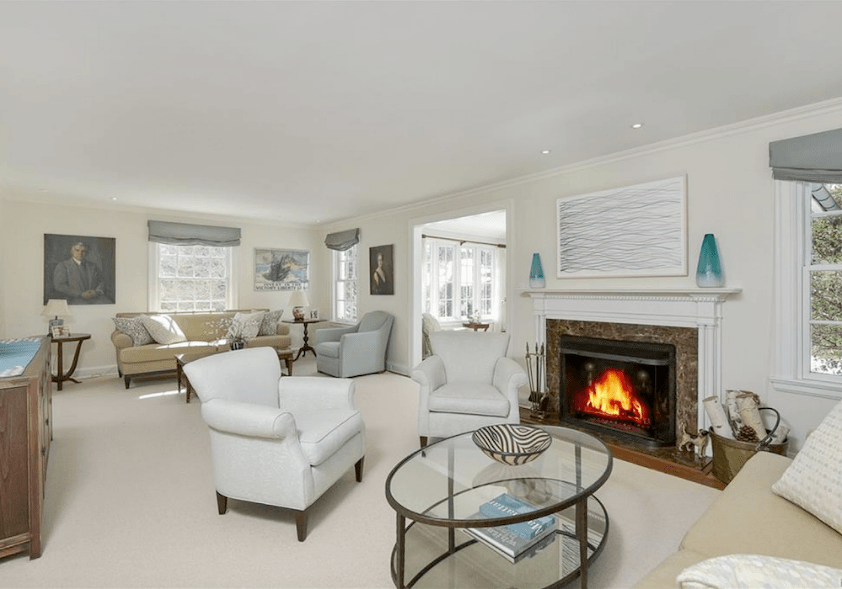 Decorate To Sell Your Home Brilliant Decor Or A Disaster? Laurel Home