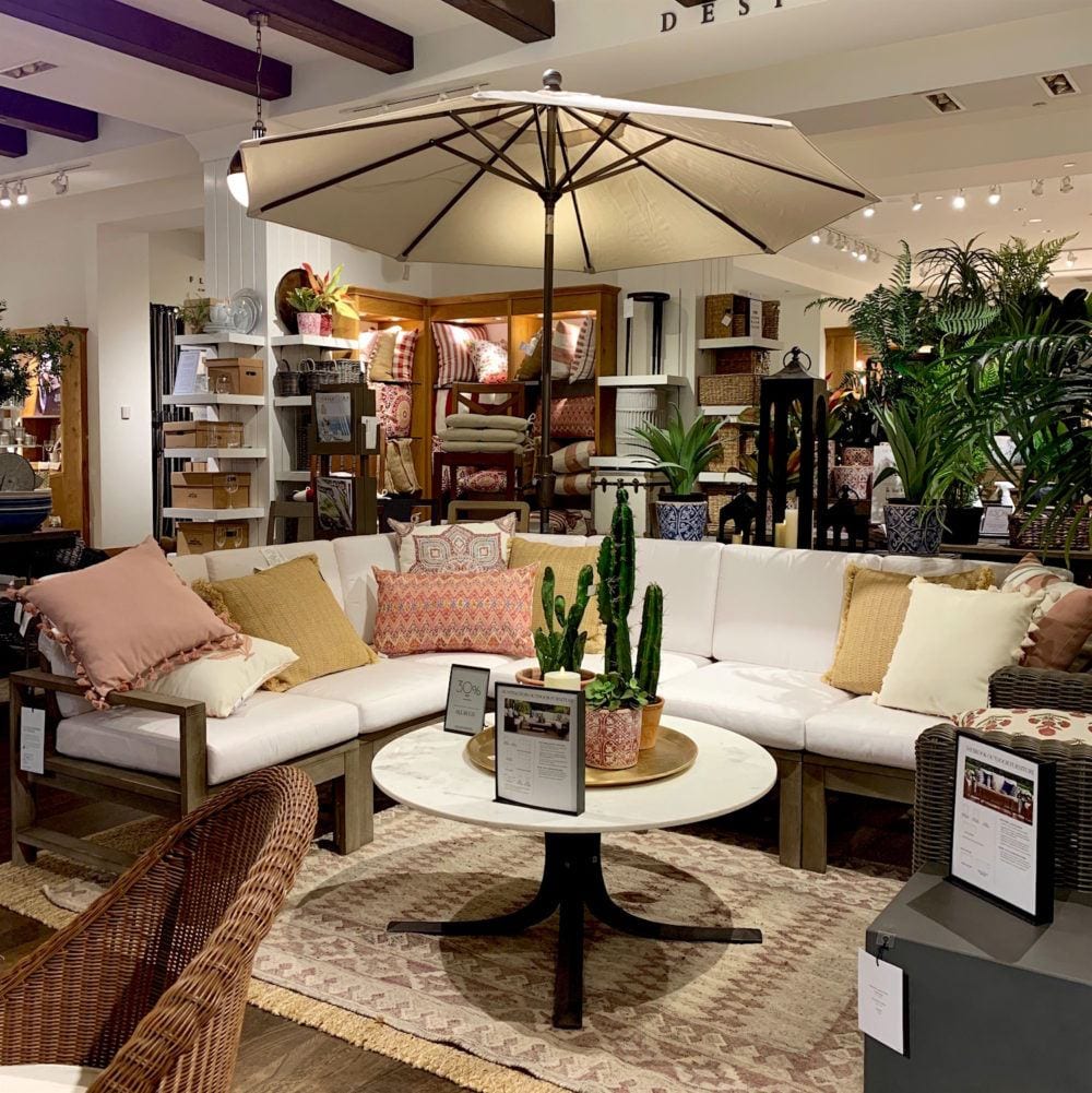 Pottery Barn - The Westchester mall - White Plains New York - summer 2019 outdoor furniture