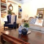 Gorgeous Family Room Furnishings on a Shoestring Budget