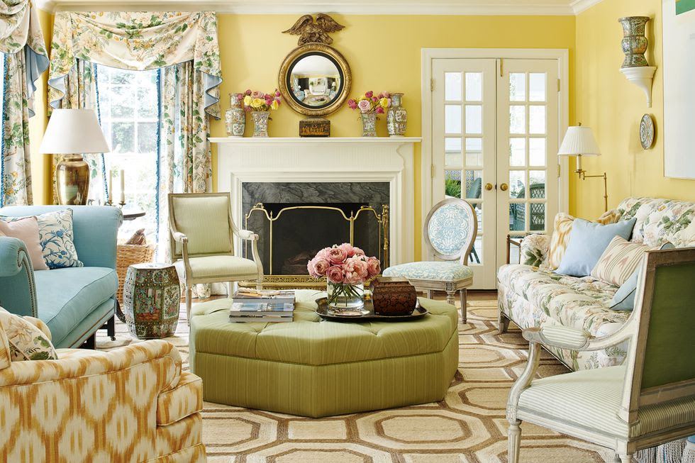 Mard D Sikes living room analogous color scheme