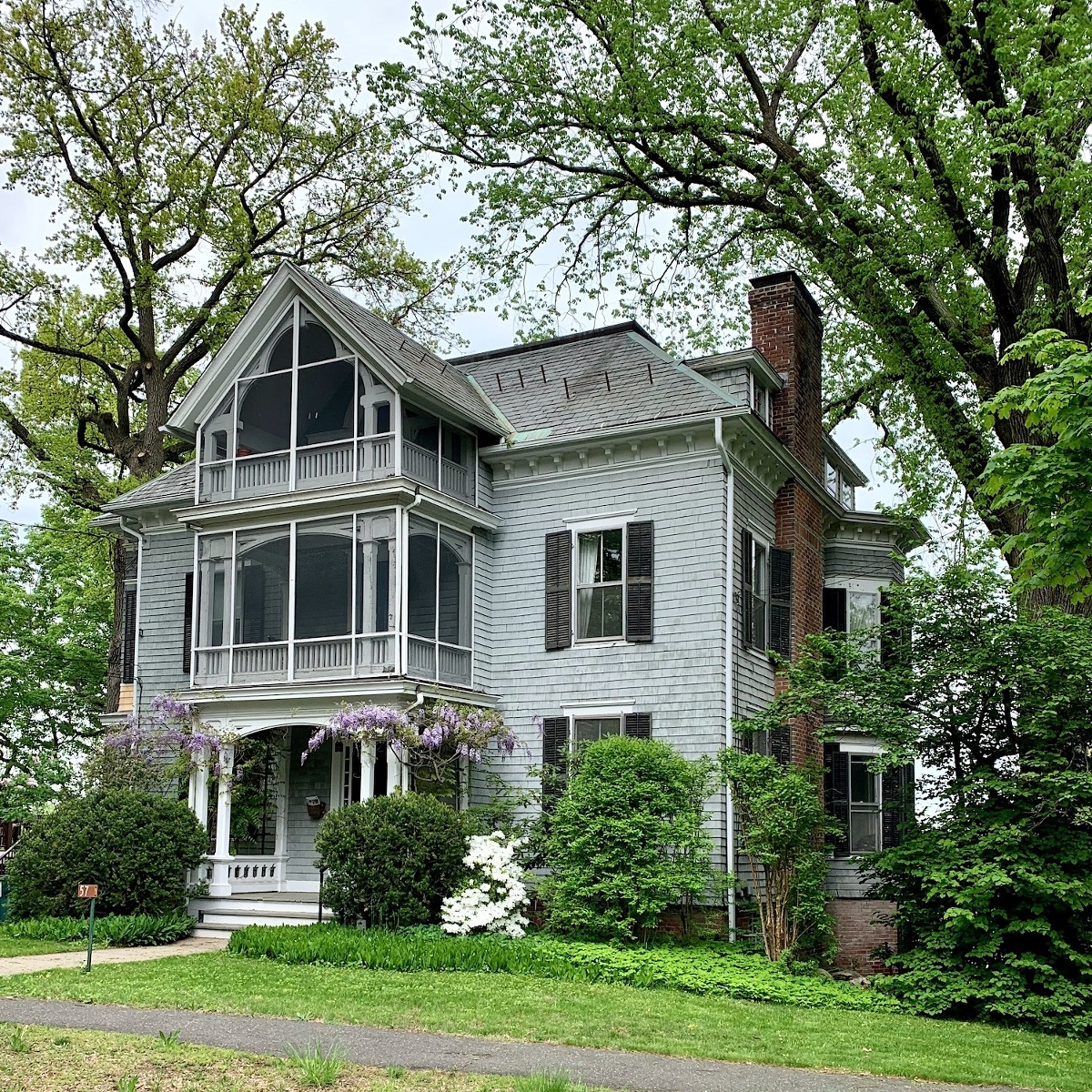 Prospect St Beauty - Symmetrical Late Victorian House, Northampton, Ma 