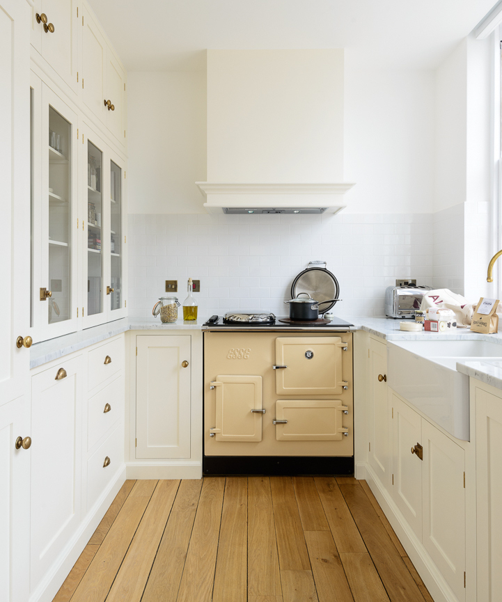 16 Tiny Kitchens That Prove Bigger Isn't Always Better - Laurel Home