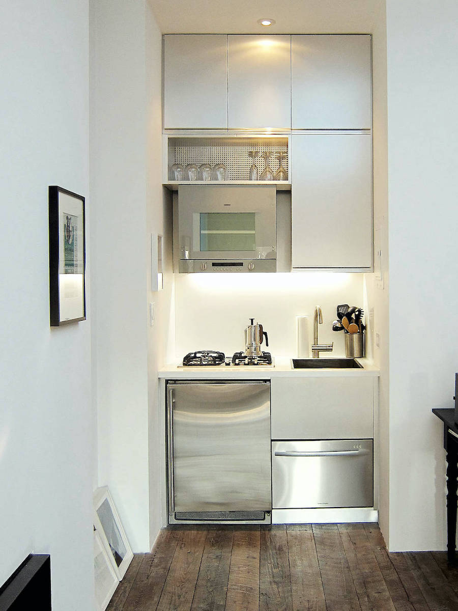 mesh-architectures-artist-studio-small-kitchen-via Remodelista