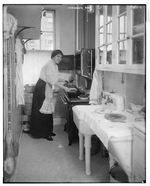 1914_kitchen - via archiveproject