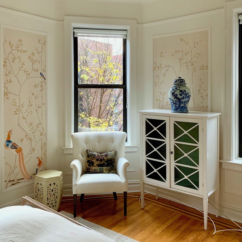 Pondfield Rd W - Bronxville apartment for sale - bedroom - Mural Sources - Chinoiserie Wallpaper - Benjamin Moore White Dove wall color
