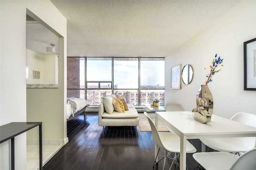 914 yonge st Toronto - modern apartment - contemplorary design style