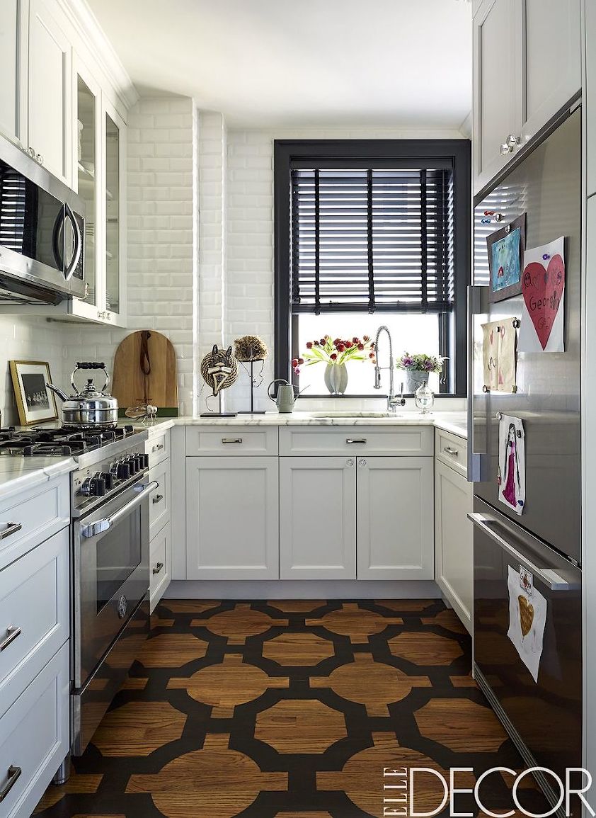 small NYC classic white kitchen - photo Joshua McHugh via Elle Decor