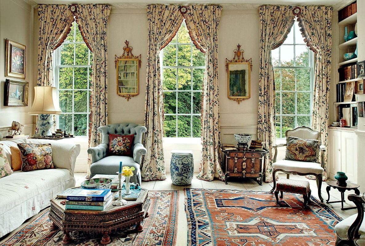 Lady Wakefield home - via House & Garden UK - gorgeous chintz draperies