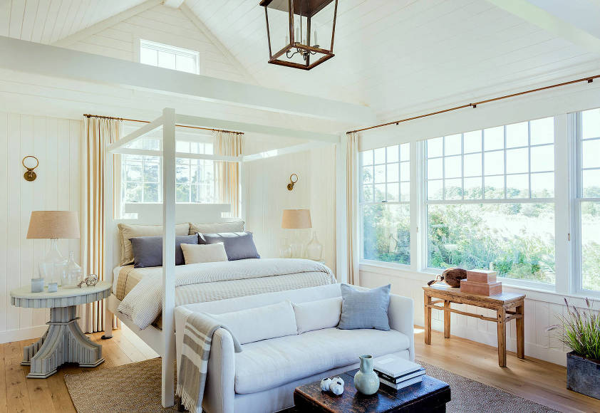 cathedral ceiling - bedroom-peter-mcdonald-architect - no problem ceilings in this beautiful bedroom