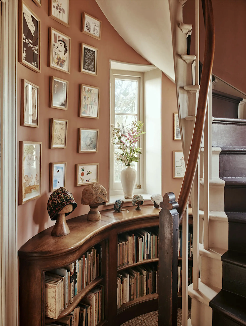 Artichoke - spiral staircase - Superb Interior Design