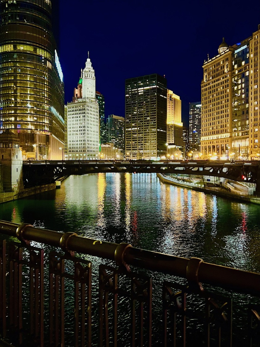 Looking east the Chicago River and Wrigley building