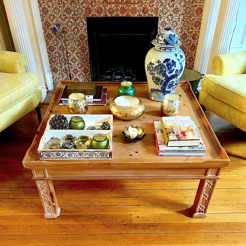 Balanced - coffee table styling - blind fretwork leg - vintage Century Chinoiserie coffee table