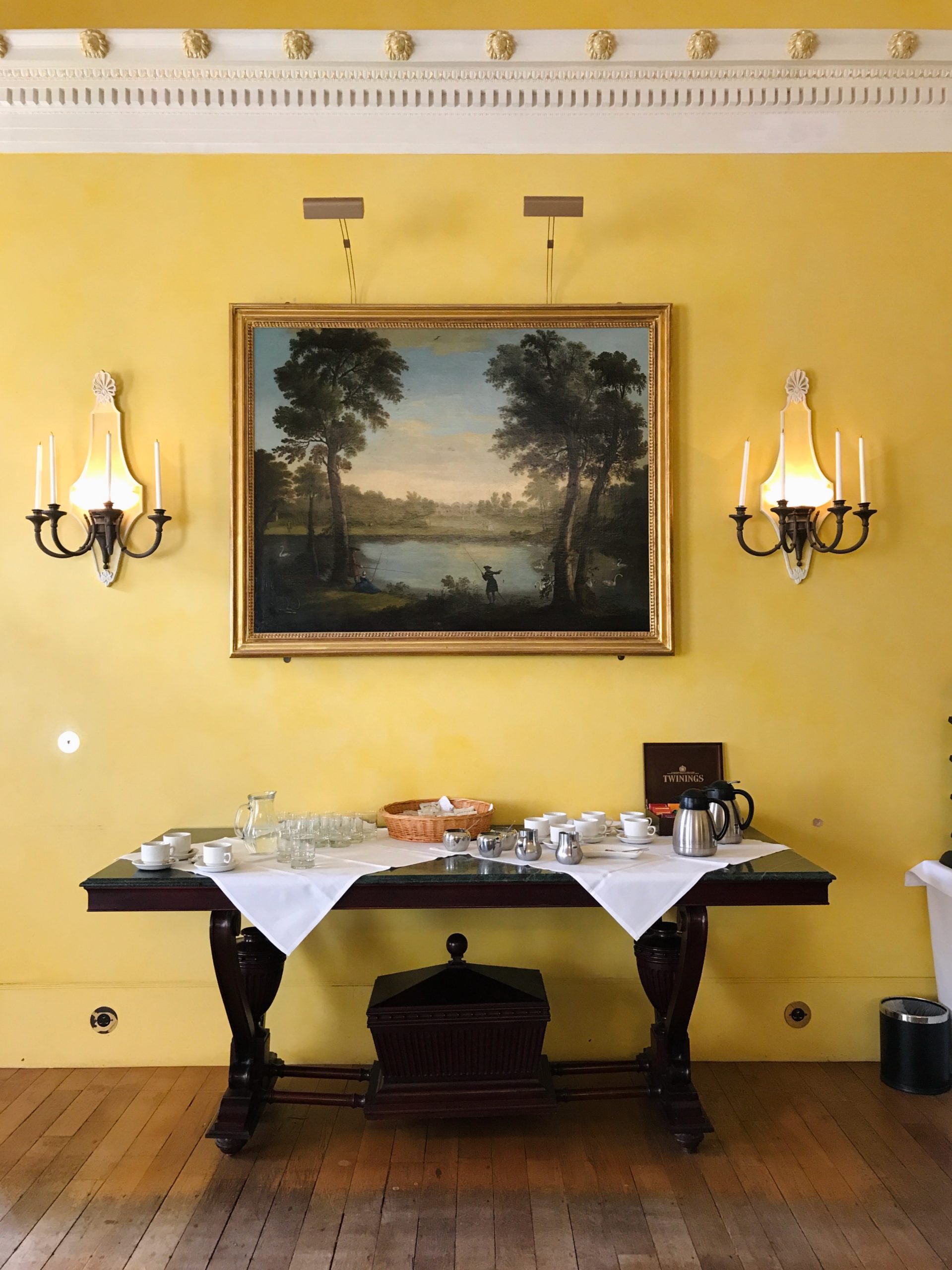 Decorating with on sale yellow walls