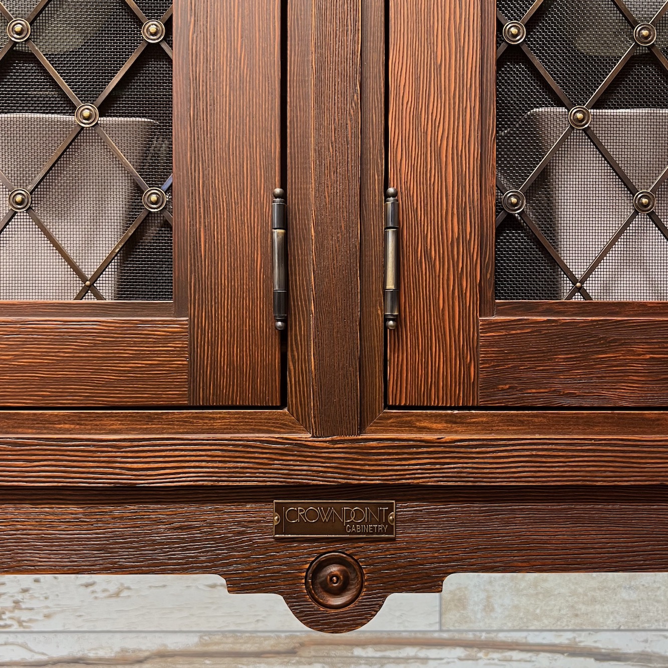 Custom detailing on upper cabinets